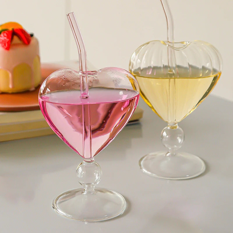 Heart-Shaped Glass Cup with Straw – 220ml Crystal Juice & Wine Glass