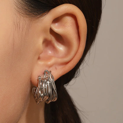 Retro Twist C-Shape Hoop Earrings – Geometric Punk Jewelry for Women