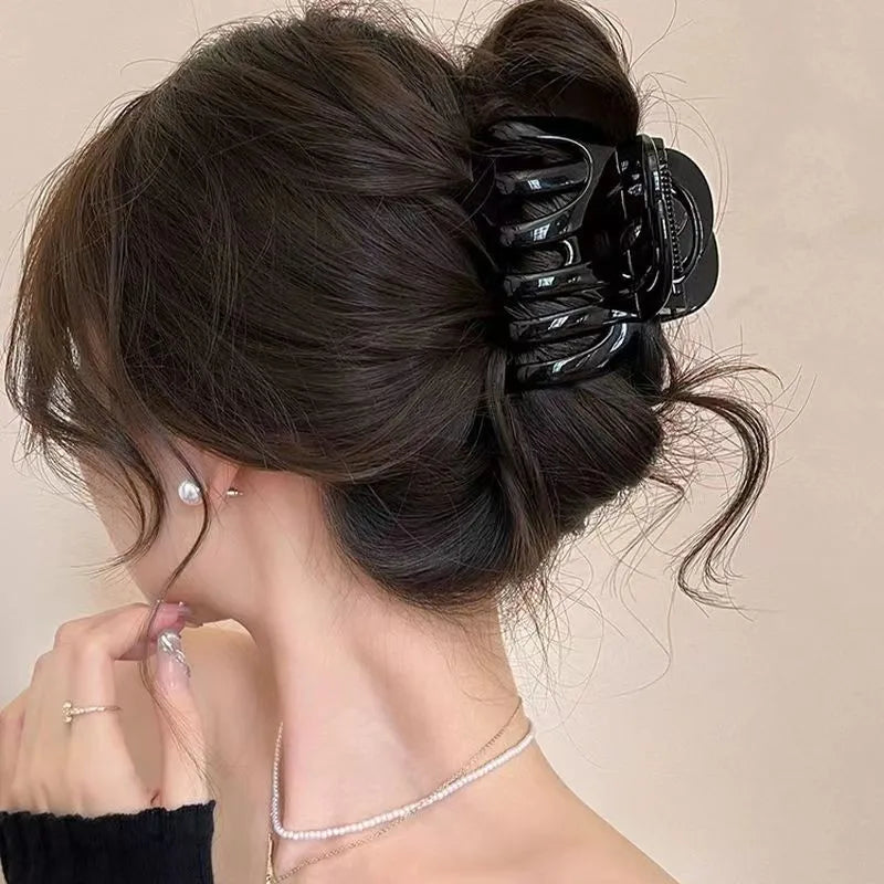 Large Hollow Out Hair Claw Clip – Plastic Crab Clamp for Women & Girls