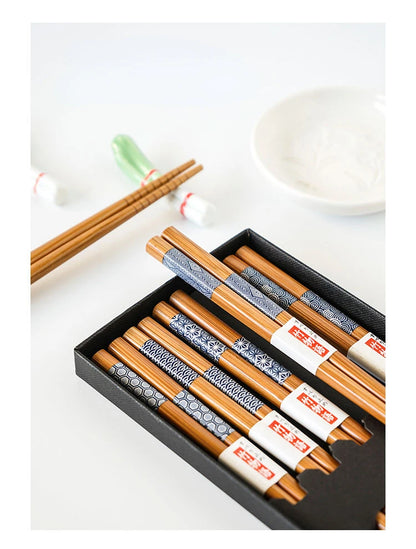 5-Pair Cute Multi-Color Bamboo Chopsticks Set – Non-Slip Household Wooden Tableware