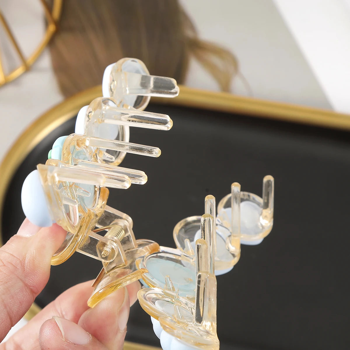 Sweet Flower Hair Claw Clip – Cute Ponytail Hairpin for Women