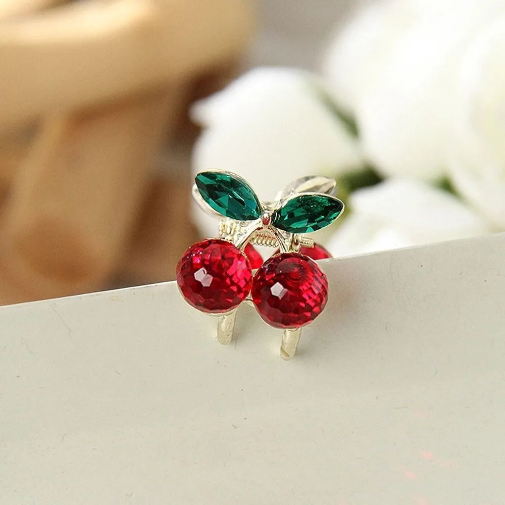 Mini Rhinestone Cherry Hair Claw Clip – Korean Style Sparkle Hairpin for Women