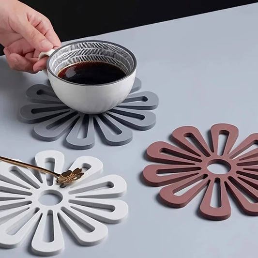 Silicone Heat Insulation Mat – Anti-Scalding Non-Slip Kitchen Coaster for Hot Pots, Bowls & Cups