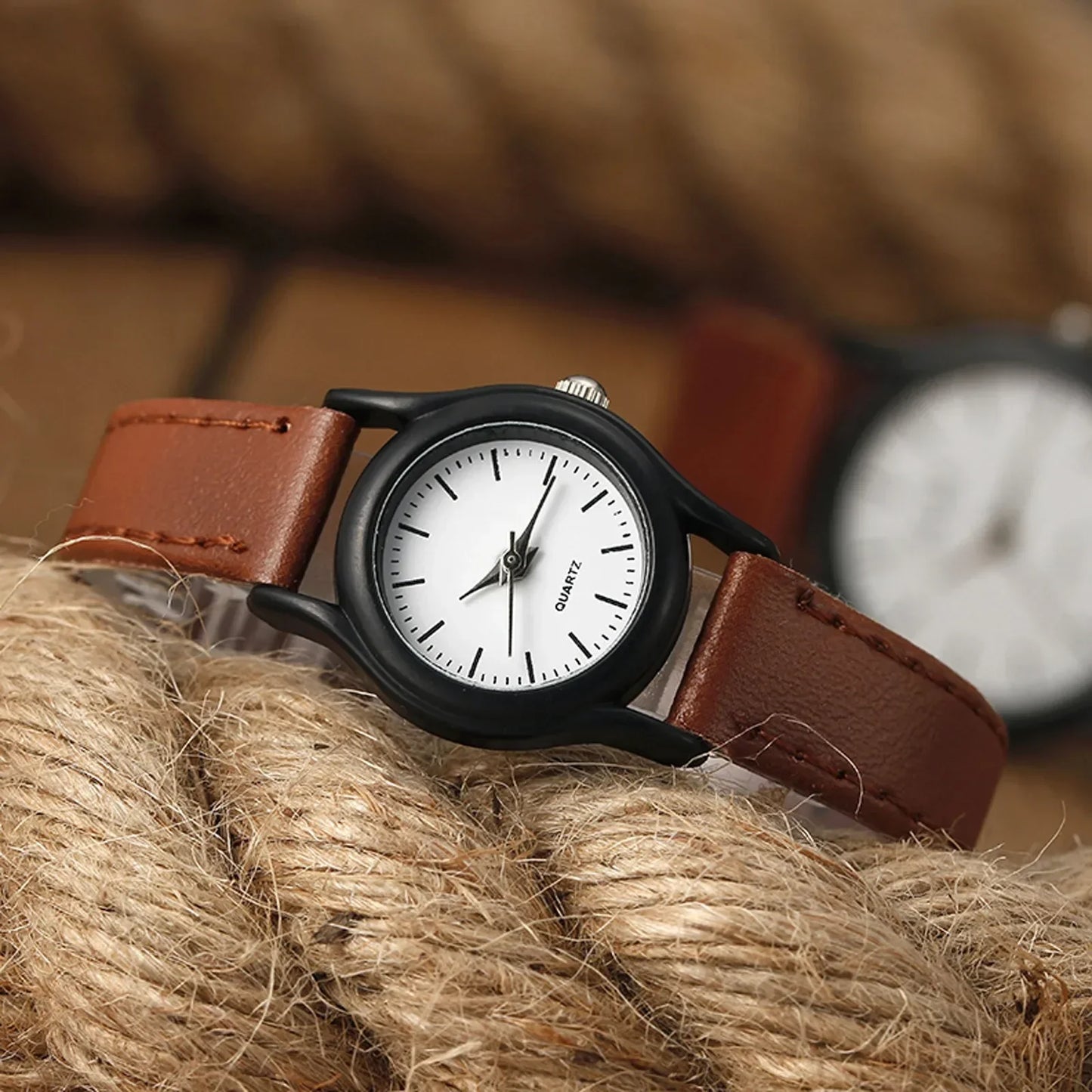 2024 New Couples Watches Leather Strap Minimalist Fashion Quartz Wristwatches Multiple Colors for Loved Ones Gift parejas reloj