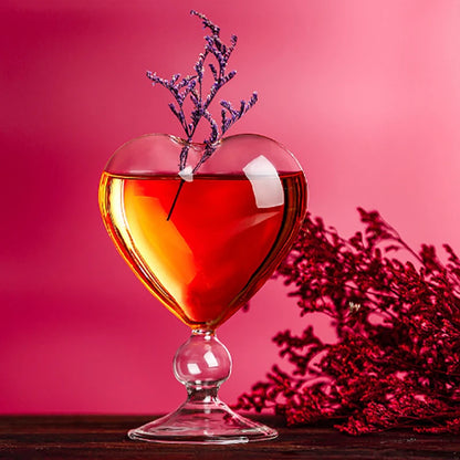 Heart-Shaped Glass Cup with Straw – 220ml Crystal Juice & Wine Glass