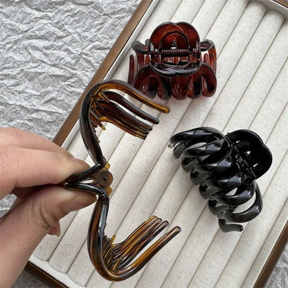 Large Hollow Out Hair Claw Clip – Plastic Crab Clamp for Women & Girls