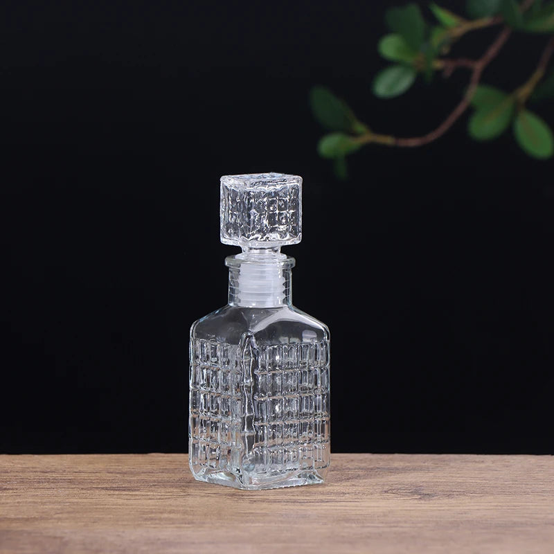 Mini Whiskey Decanter Bottle – 100/150ml Crystal Glass with 3D Carved Cap