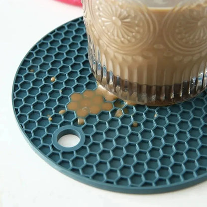Round Silicone Coaster Mat – Heat-Resistant Non-Slip Pot Holder & Table Placemat for Kitchen
