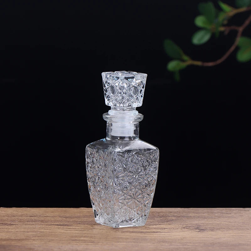 Mini Whiskey Decanter Bottle – 100/150ml Crystal Glass with 3D Carved Cap