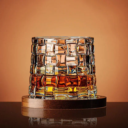 Spinning Whiskey Tumbler Glass – Rotating Crystal Brandy Cup