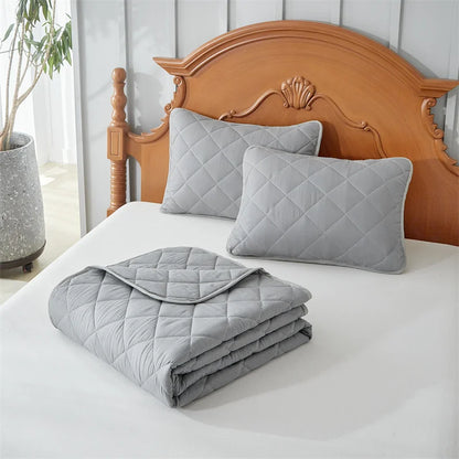 Soft All-Season Queen Quilt Bedding Set – Lightweight Coverlet with Pillow Shams