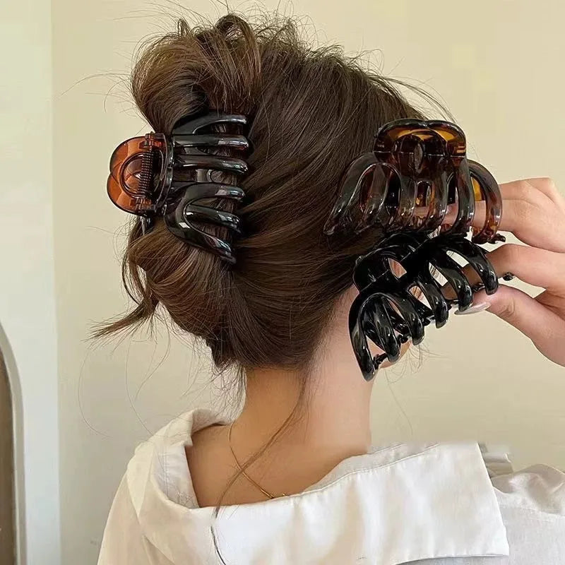 Large Hollow Out Hair Claw Clip – Plastic Crab Clamp for Women & Girls