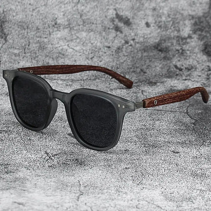 Retro Wood Grain Sunglasses – UV400 Square Frame for Men & Women