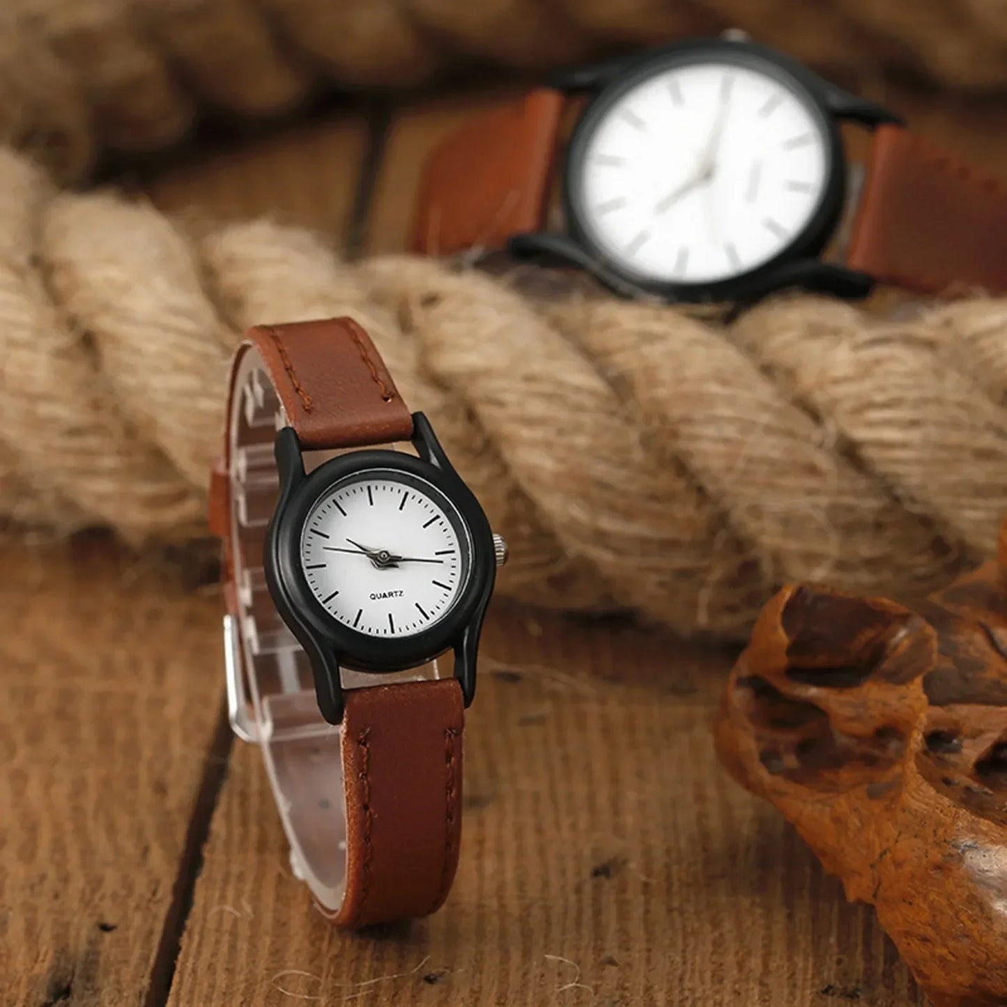 2024 New Couples Watches Leather Strap Minimalist Fashion Quartz Wristwatches Multiple Colors for Loved Ones Gift parejas reloj