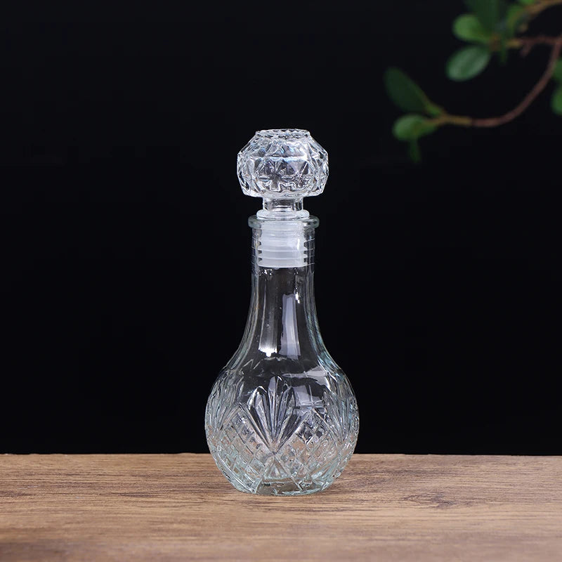 Mini Whiskey Decanter Bottle – 100/150ml Crystal Glass with 3D Carved Cap