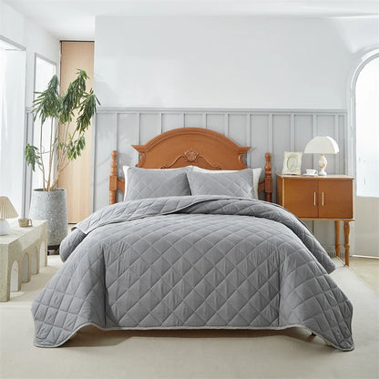 Soft All-Season Queen Quilt Bedding Set – Lightweight Coverlet with Pillow Shams
