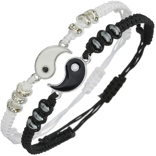 Couple Tai Chi Flip Bracelet Set – Black & White Adjustable Charm Bracelets (2 PCS)