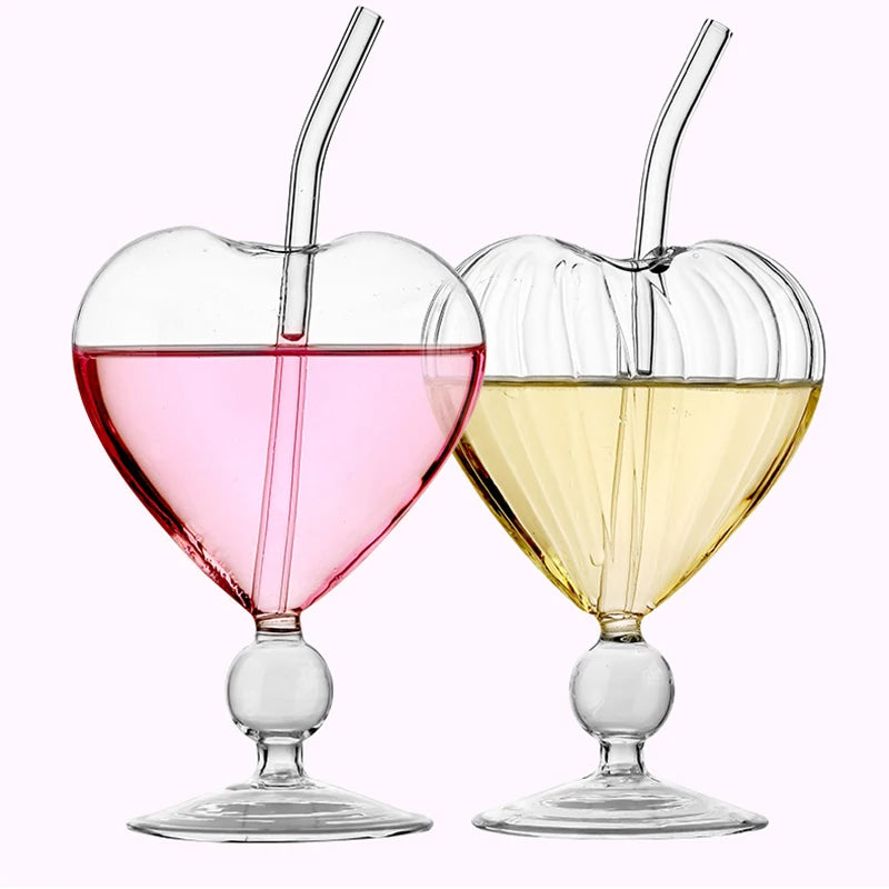 Heart-Shaped Glass Cup with Straw – 220ml Crystal Juice & Wine Glass
