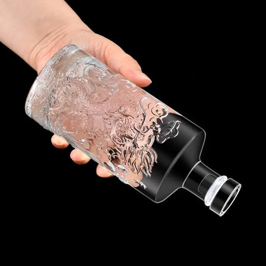 Dragon Engraved 500ML Round shaped whiskey decanter barware Alcohol Bottle for Liquor Scotch Bourbon